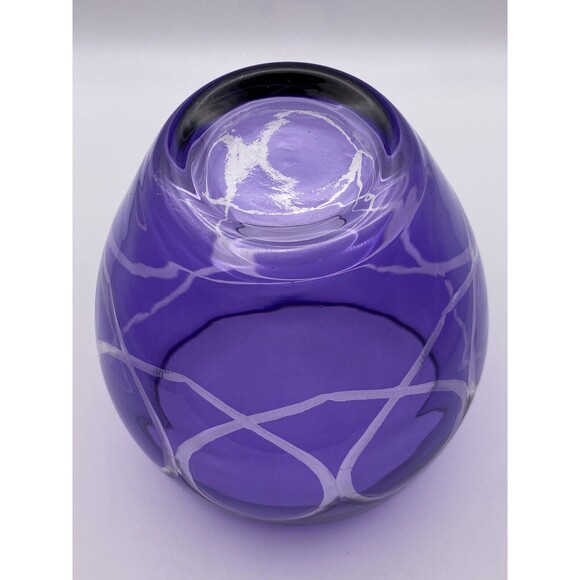 Amethyst Purple Glass Flashed Etched Glass Bowl/Vase 5" dia. 6" ht. - Picture 3 of 5